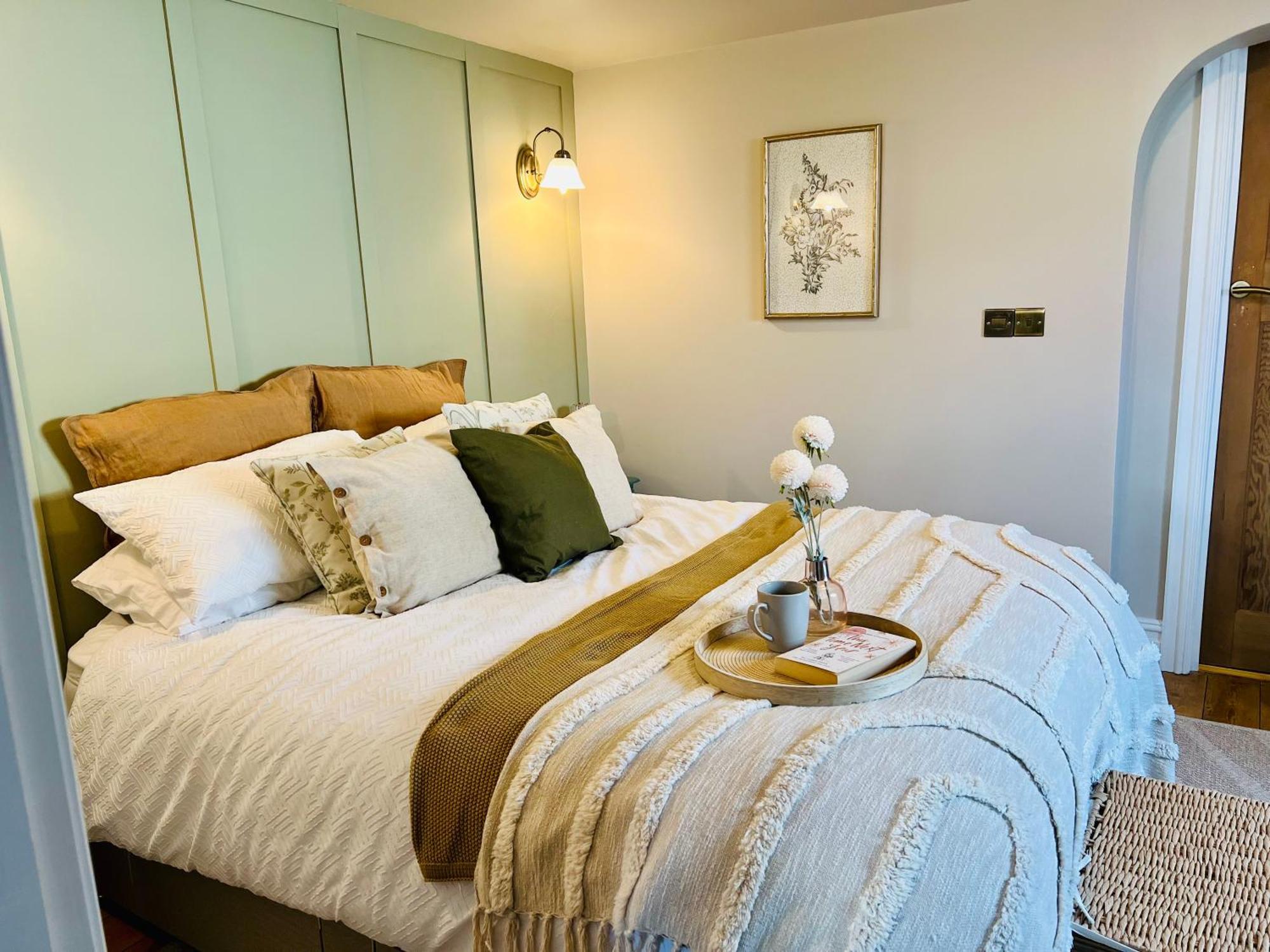 The Prestbury Annexe Apartment Челтнъм Екстериор снимка
