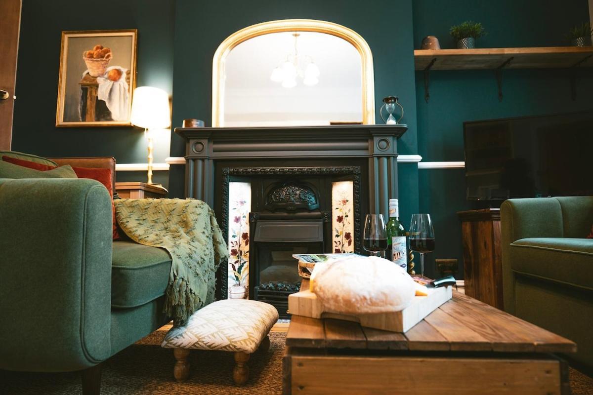 The Prestbury Annexe Apartment Челтнъм Екстериор снимка